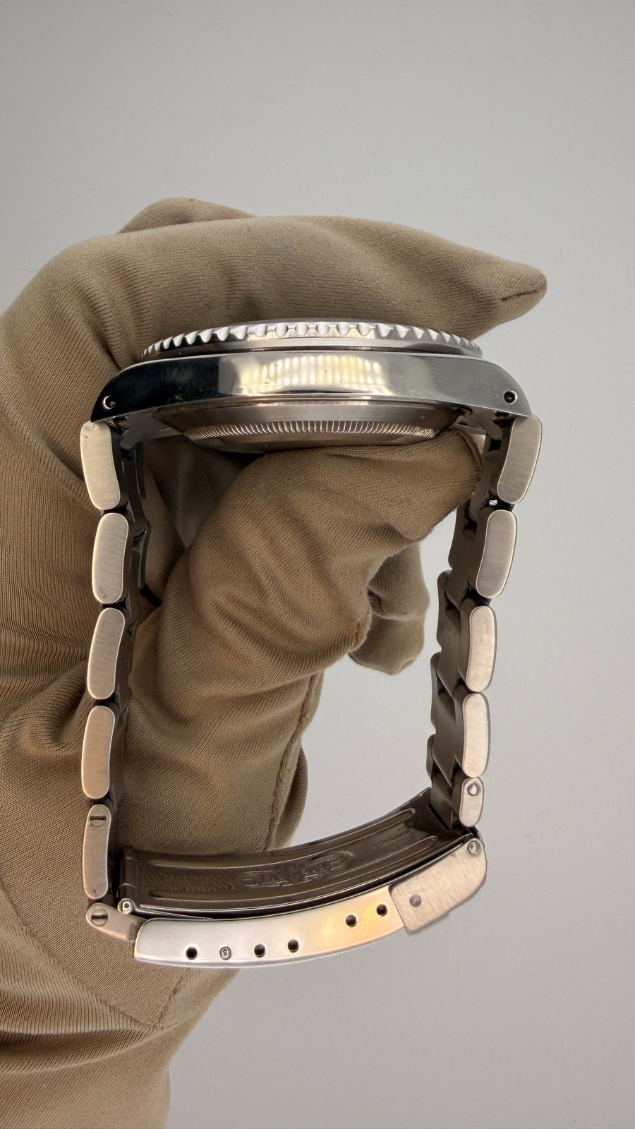 Rolex Submariner Date 16610LN (Watch & Box) - Image 9