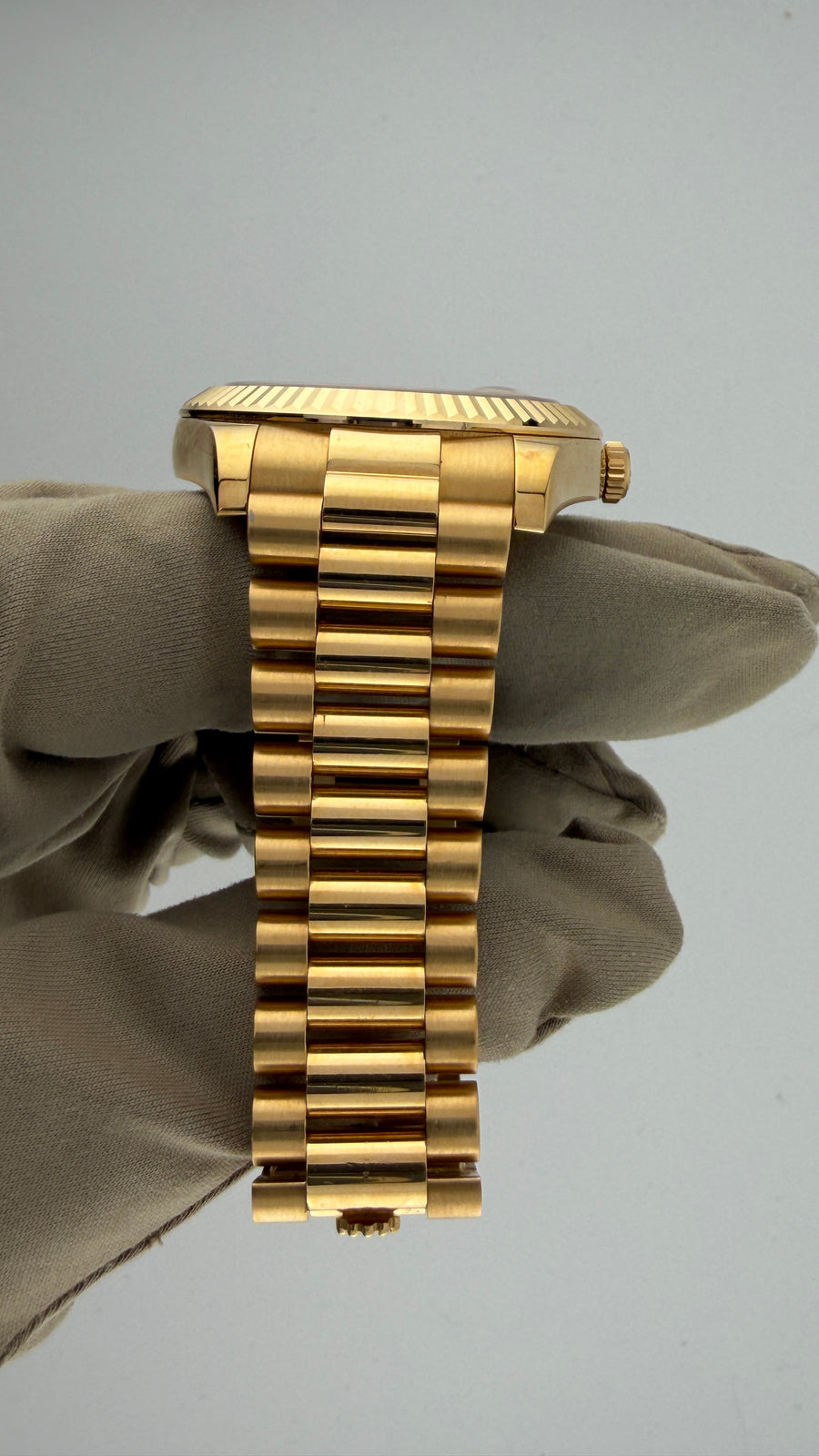 2014 Rolex Day-Date 41 Champagne Diamond Dial 218238 (Watch,Card,Wt,Box & Booklets) - Image 7