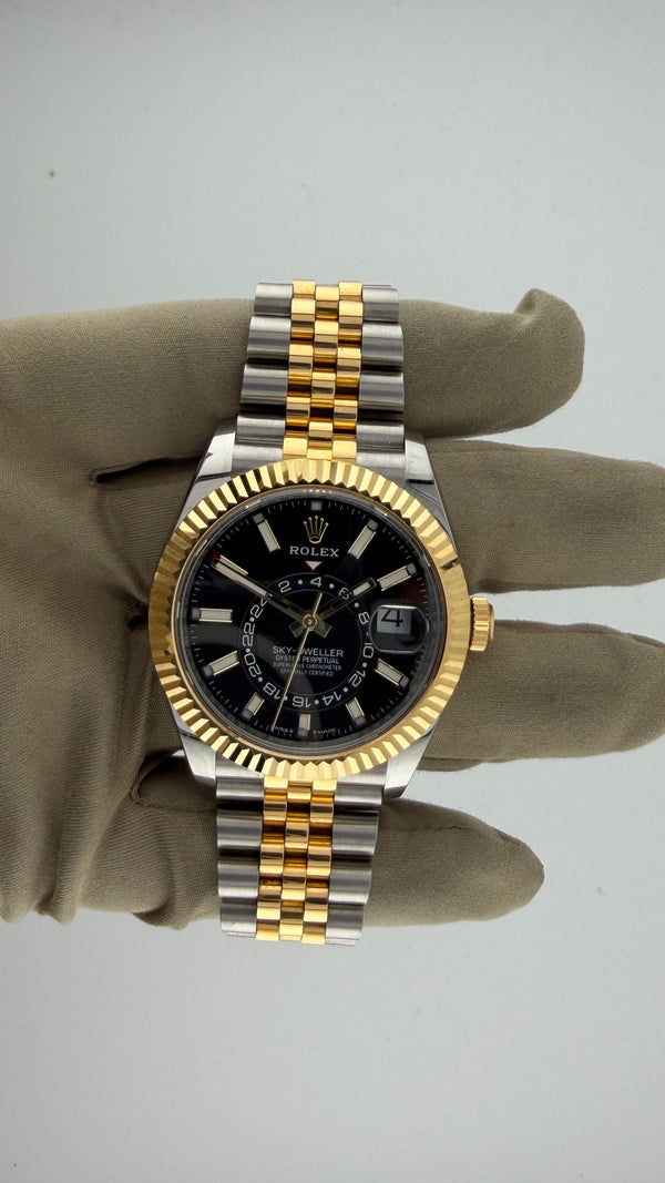 2025 Rolex Sky Dweller Black Dial 336933 (Watch,Card,Box & Booklets)