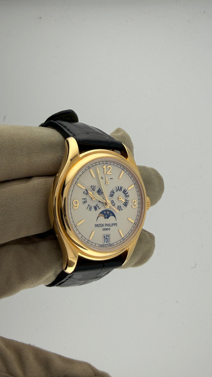 2017 Patek Philippe Annual Calendar Moonphase Cream Dial 5146J-001 (Watch,Card,WT,Box & Booklets) - Image 4