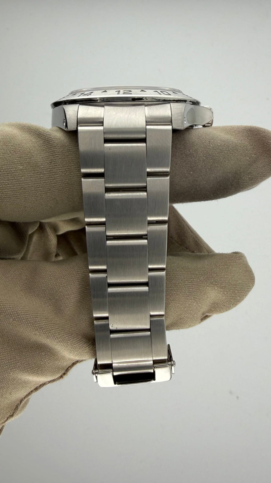 1994 RLX Explorer II Black Dial 16570  (Watch, Papers, Box & Booklets) - Image 8