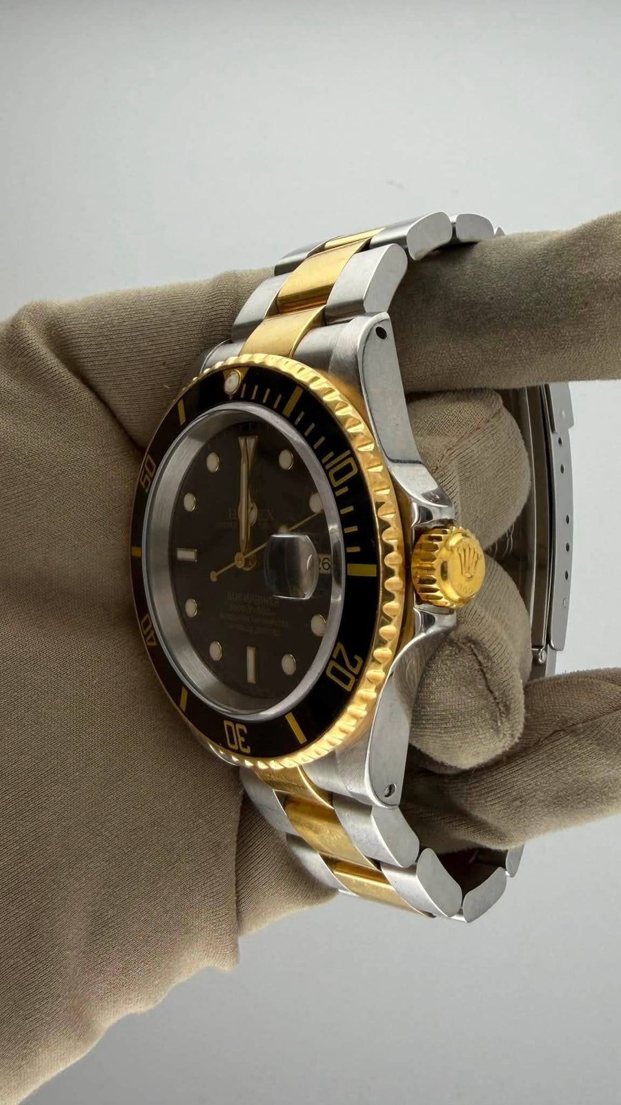 2000 Rolex Submariner Black Dial 16613 (Watch + Papers + WT) - Image 4