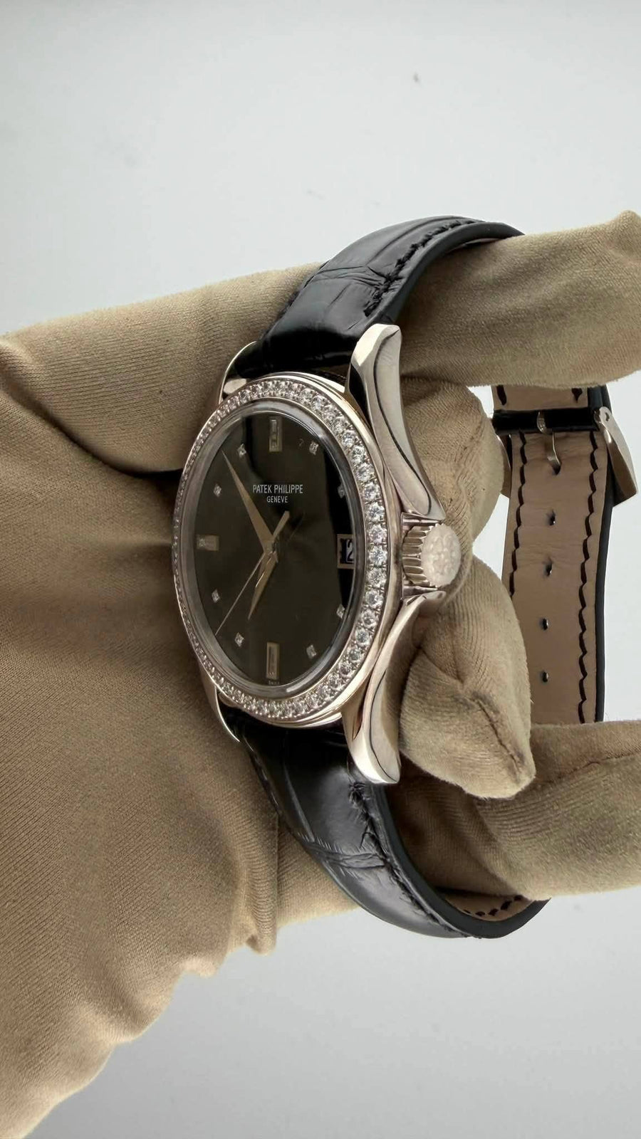 Patek Philippe Calatrava Diamond Bezel 5108G-010 (Watch + Box) - Image 4
