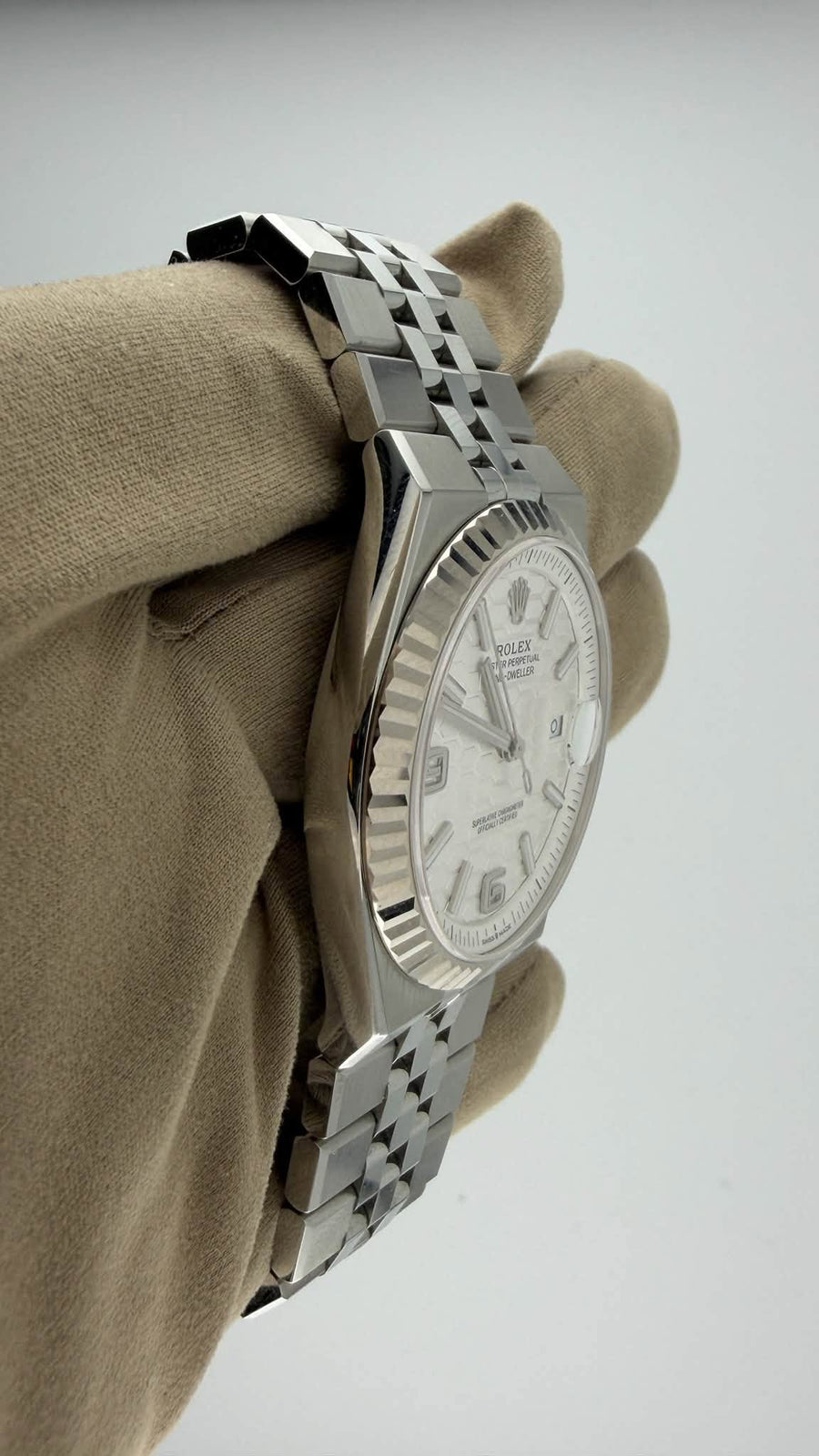 2026 Rolex Land-Dweller 40 127334 (Watch + Card + WT) - Image 5