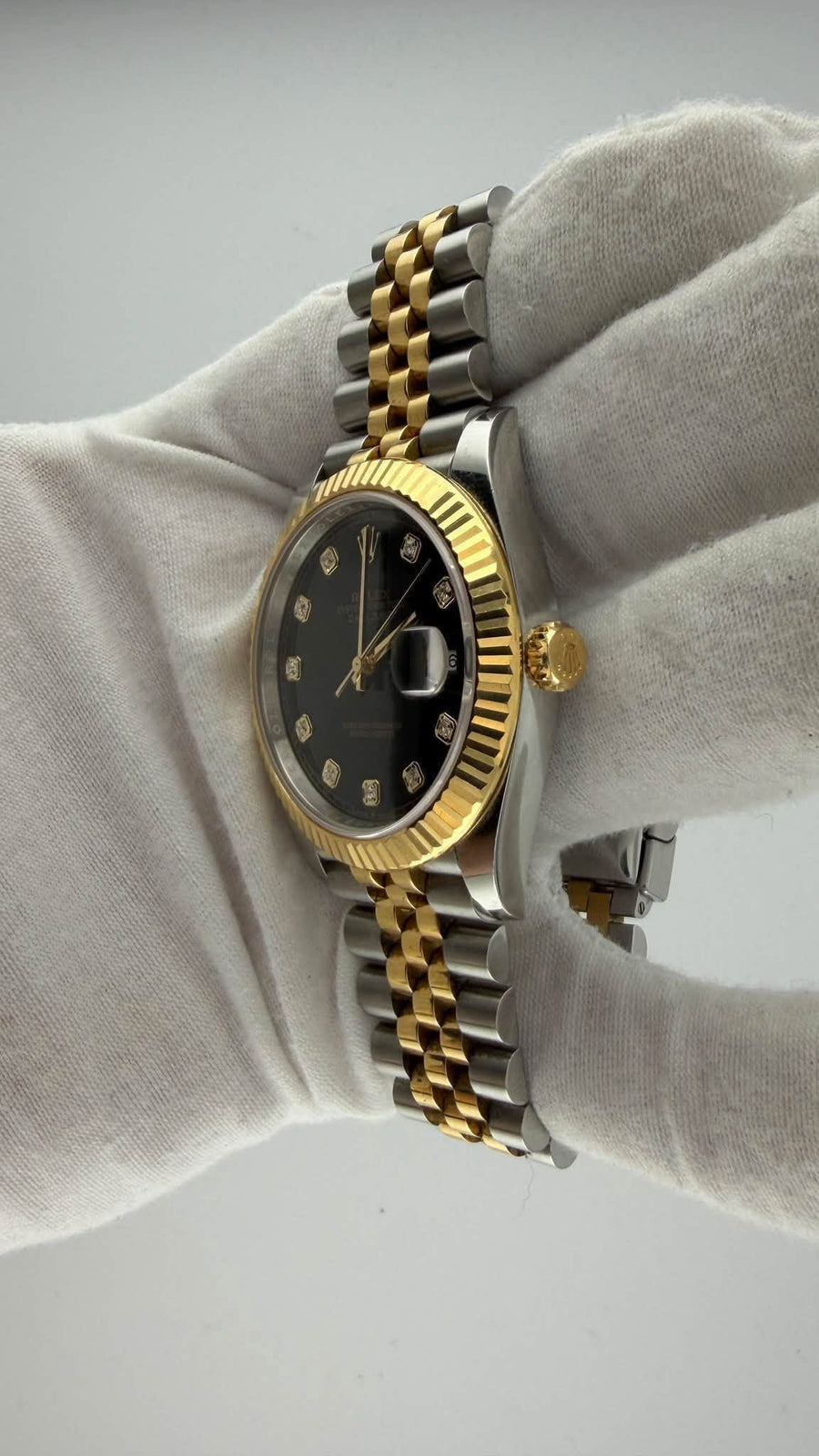 2022 Rolex Datejust Black Diamond Dial 126333 - Image 4