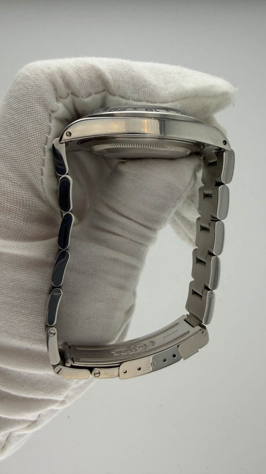 1996 Rolex Explorer II Polar Dial 16570 - Image 10