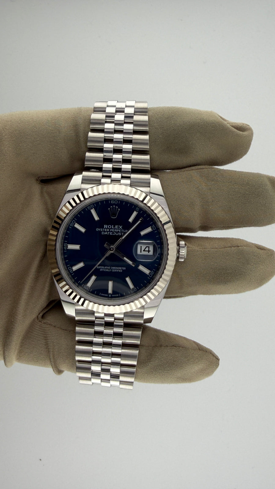 2026 New Rolex Date-Just Blue stock Dial 126334 (Watch, Card & Box) - Image 3