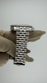 2025 Rolex GMT MASTER II “BATGIRL” 126710BLNR (Watch,Box,Card & Booklets) - Thumb 8
