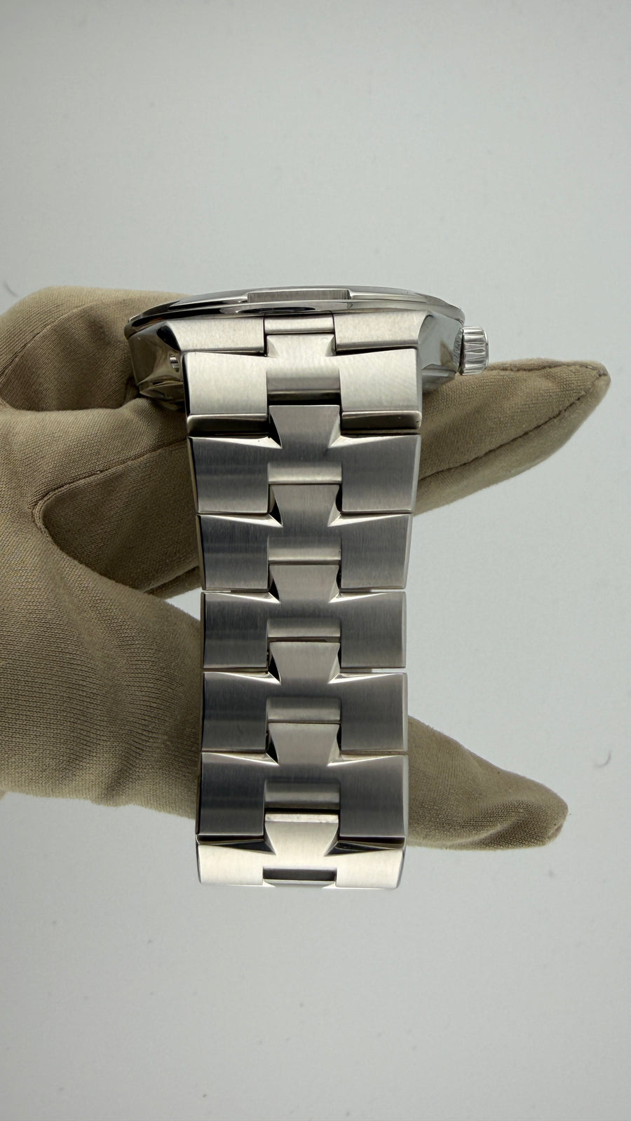 2020 Vacheron Constantin Overseas Blue Sunburst 4500V (Watch,Box,Card & Booklets) - Image 8