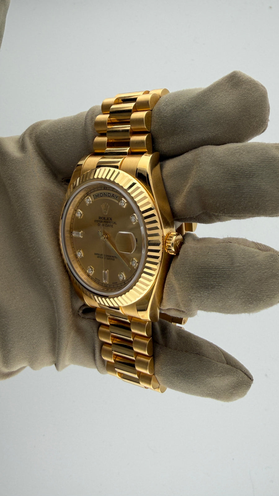 2014 Rolex Day-Date 41 Champagne Diamond Dial 218238 (Watch,Card,Wt,Box & Booklets) - Image 3