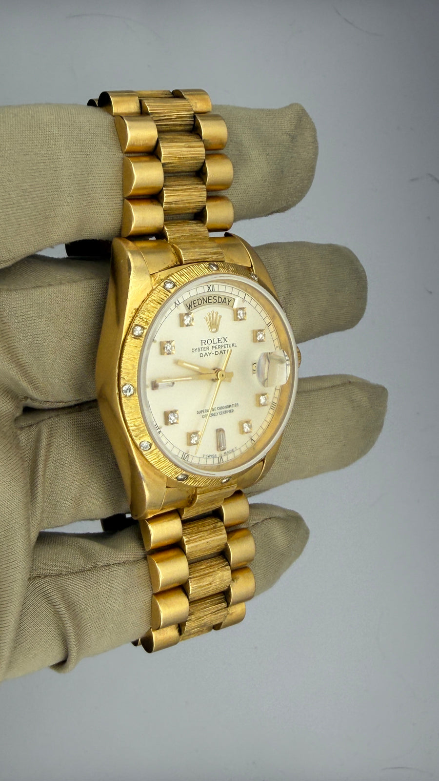 1987 Rolex Day-Date Bark Finish 18078 (Watch & Box) - Image 4