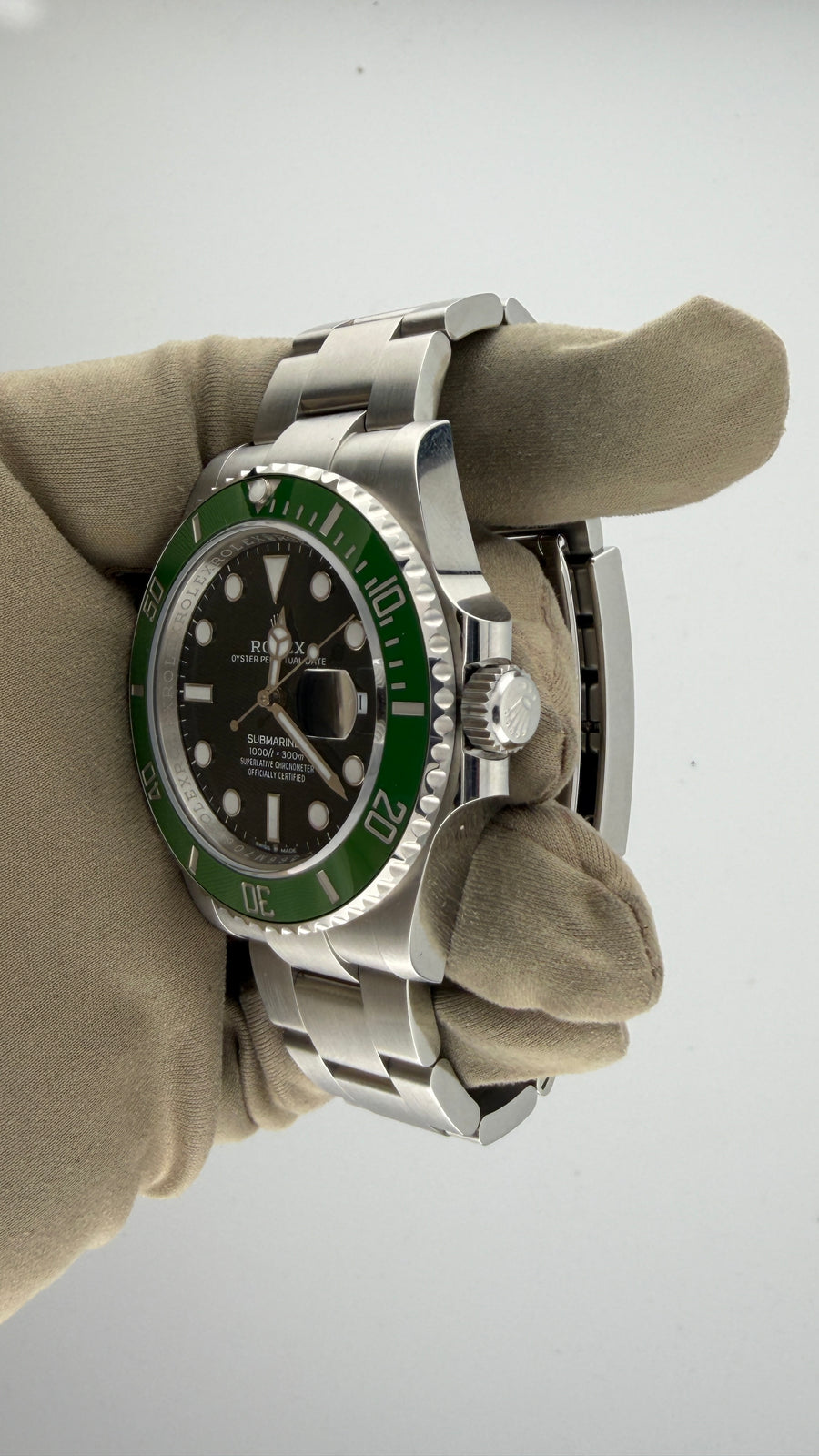 2025 Rolex Submariner Date "Starbucks" Green 126610LV (Watch, Box & Papers) - Image 5