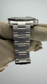 2025 Rolex Submariner Date "Starbucks" Green 126610LV (Watch, Box & Papers) - Thumb 7