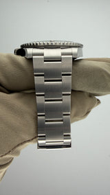 2025 Rolex Submariner Date "Starbucks" Green 126610LV (Watch, Box & Papers) - Thumb 8