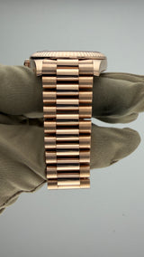 2024 Rolex Day-Date 40 Olive Dial 228235 (Watch, Card, WT, Box & Booklets) - Thumb 7