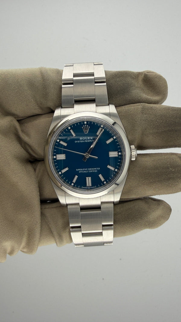 2025 New Rolex Oyster Perpetual 36mm Blue Dial Ref. 126000 (Watch, Card)